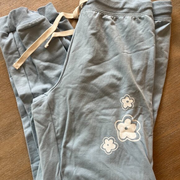 Electric and Rose 'Be Kind' Sweatset - Picture 10 of 10